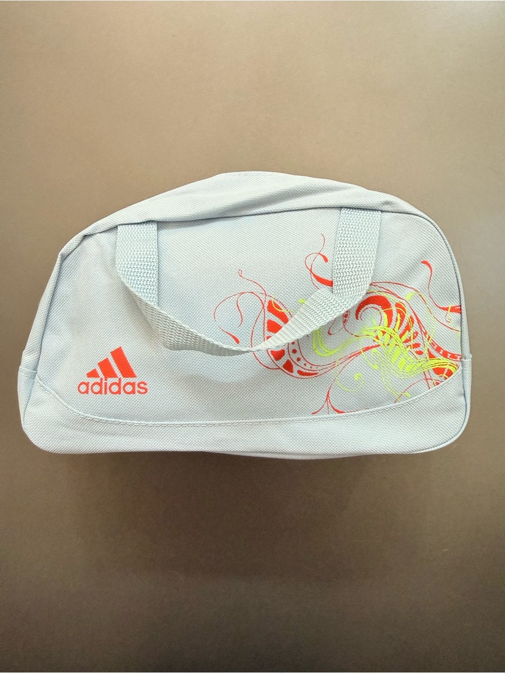 Adidas Toiletry Bag - Bowler NWOT - Picture 3 of 9